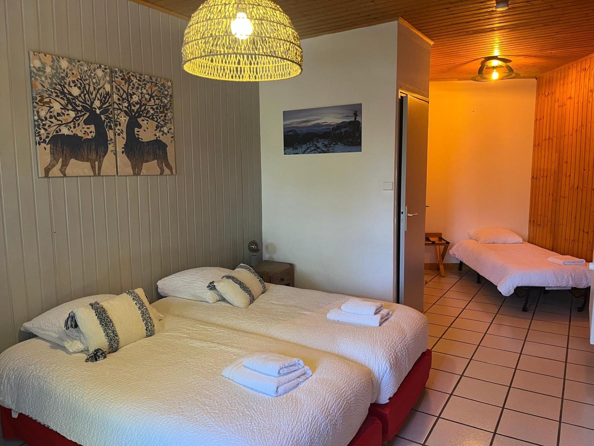 Logis Le Chalet Saint-Maurice-en-Trièves エクステリア 写真