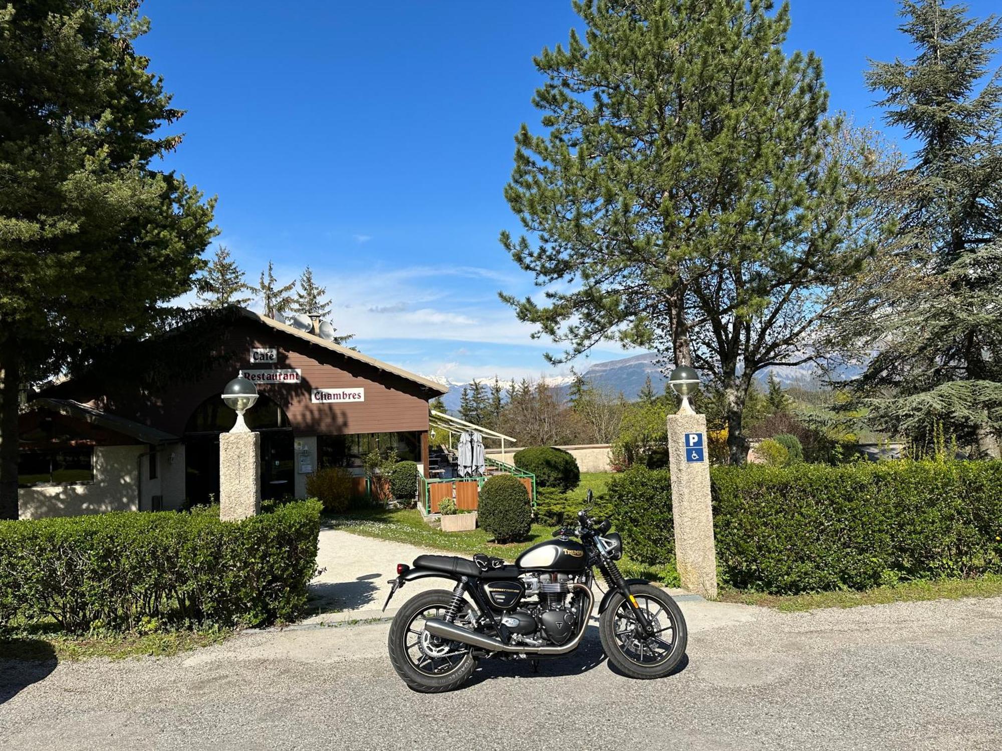 Logis Le Chalet Saint-Maurice-en-Trièves エクステリア 写真