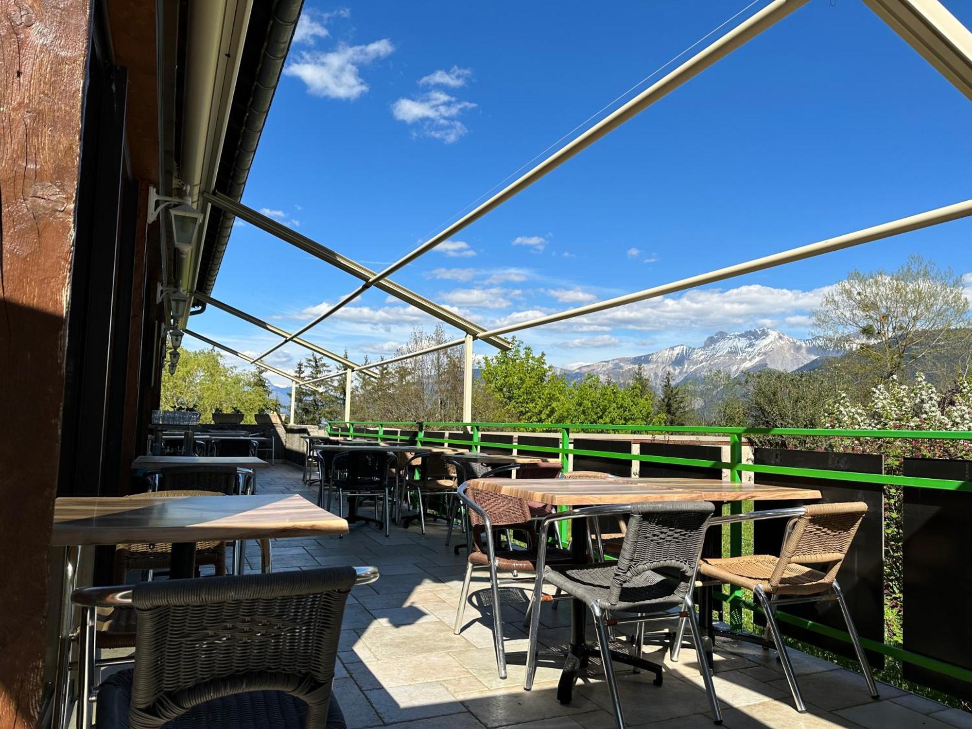 Logis Le Chalet Saint-Maurice-en-Trièves エクステリア 写真