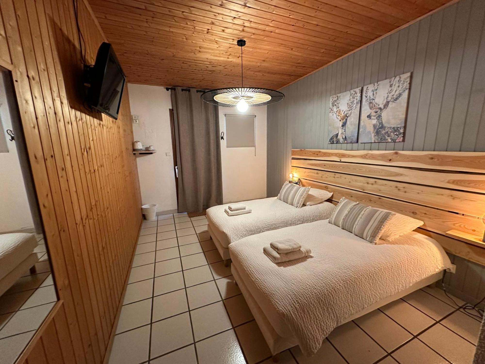 Logis Le Chalet Saint-Maurice-en-Trièves エクステリア 写真