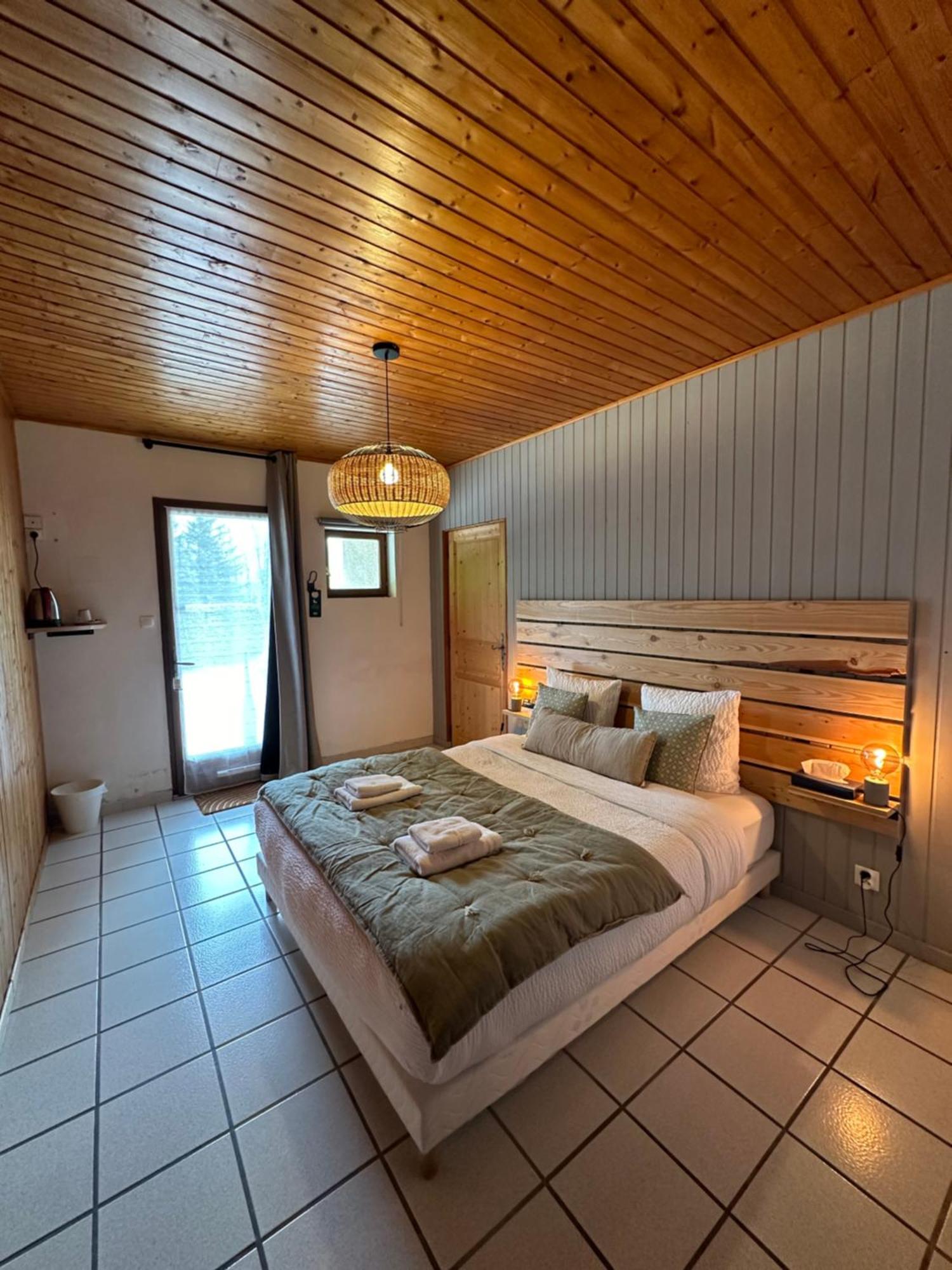 Logis Le Chalet Saint-Maurice-en-Trièves エクステリア 写真